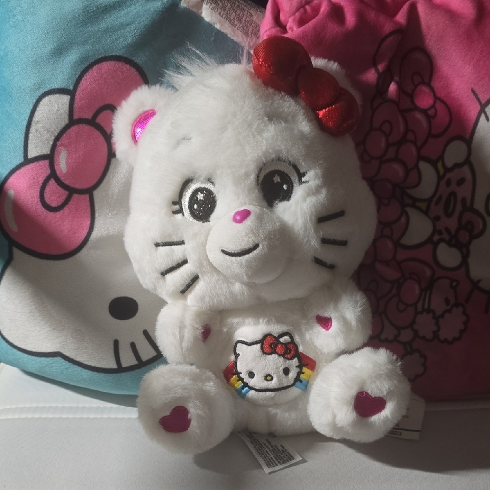 Hello Kitty Loves Cheer Bear collectible plush toy